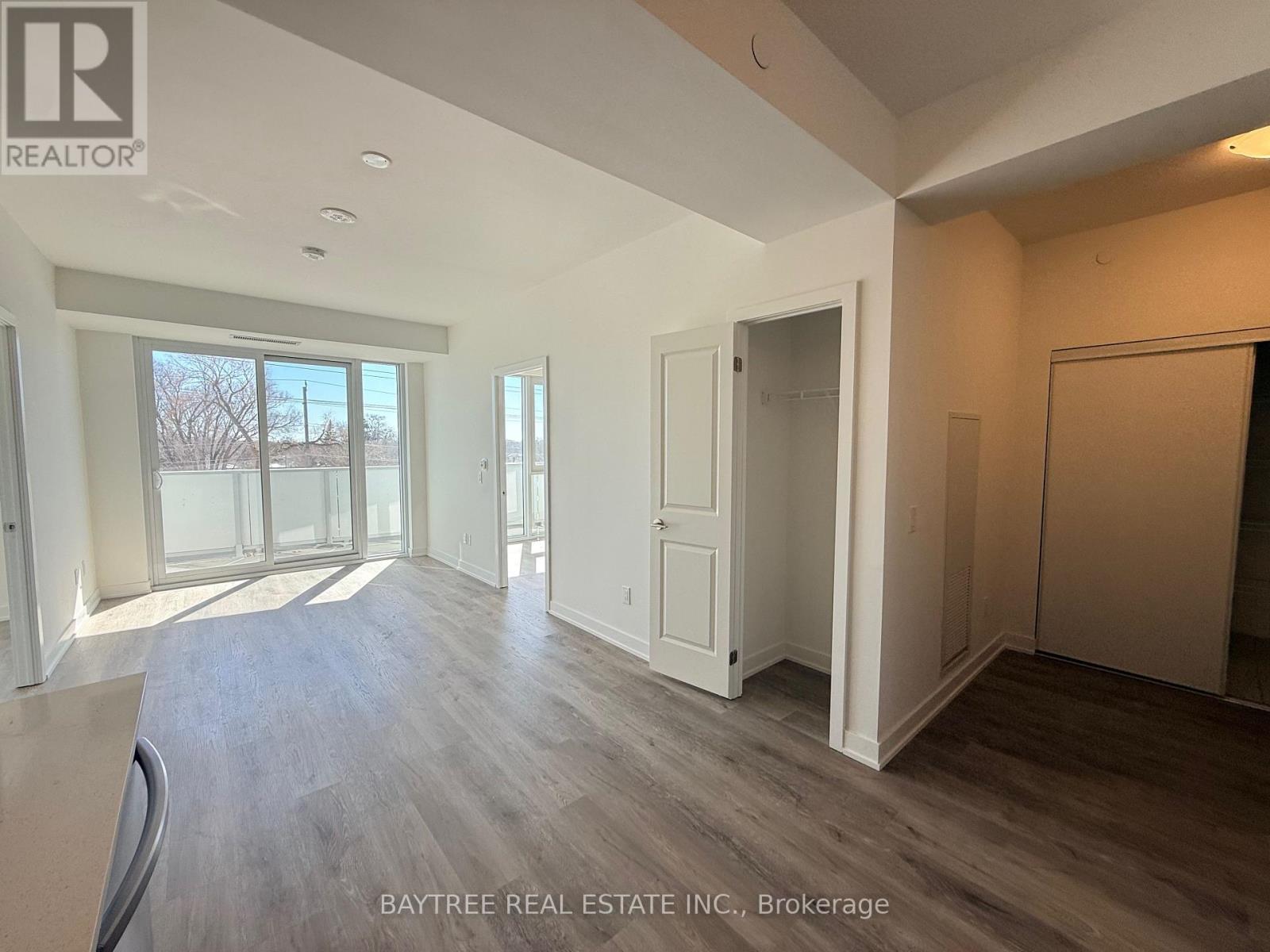 212 - 1010 Sandy Beach Road, Pickering, Ontario  L1W 3V9 - Photo 2 - E12999120