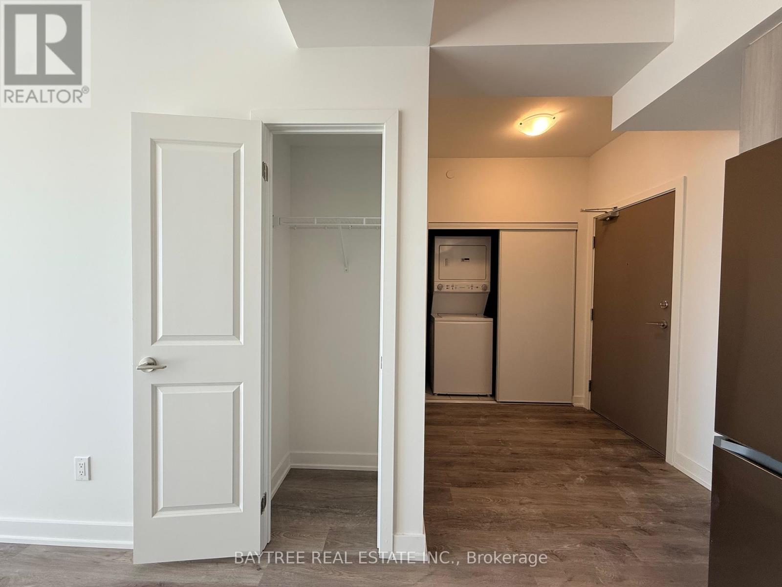 212 - 1010 Sandy Beach Road, Pickering, Ontario  L1W 3V9 - Photo 3 - E12999120