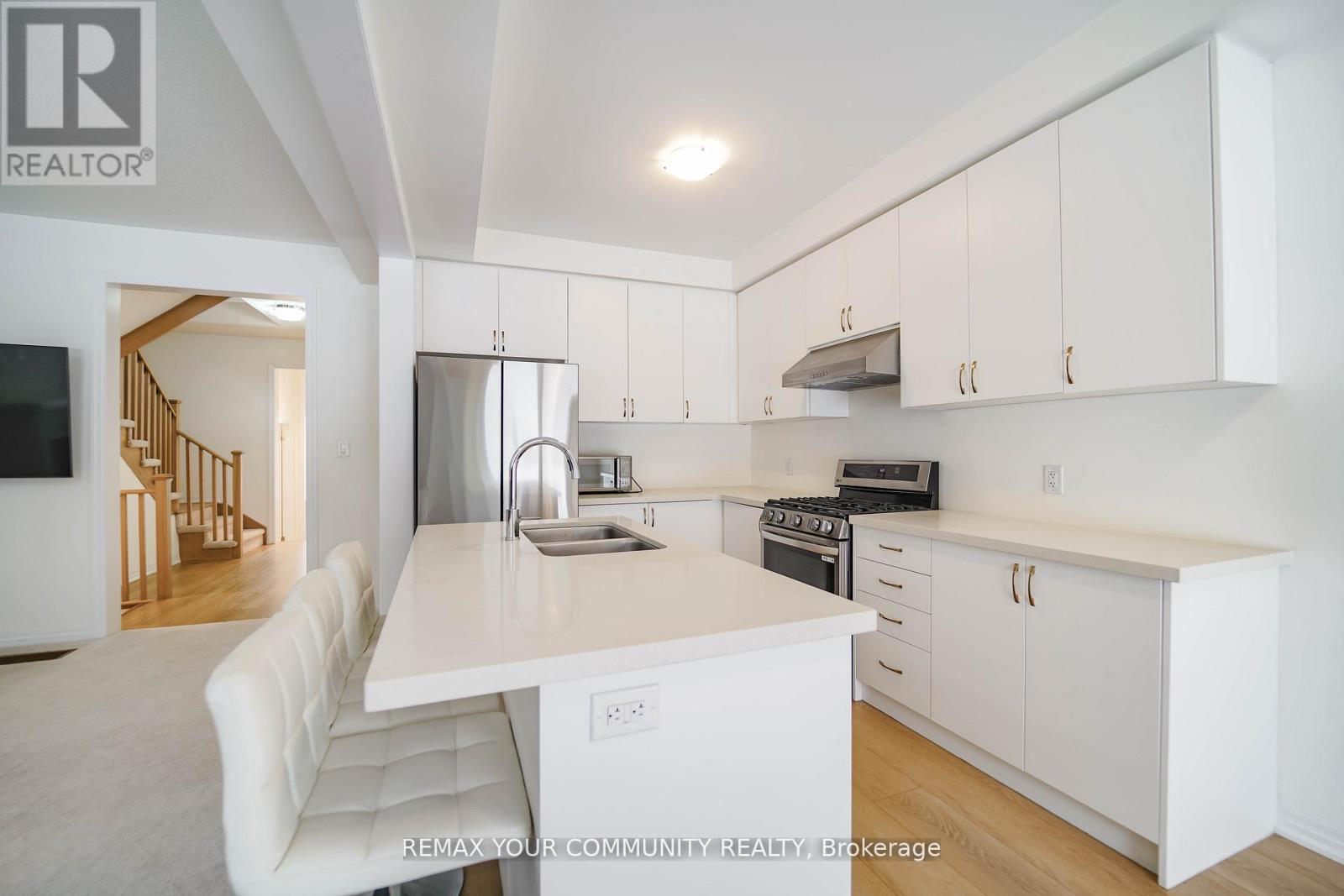 146 Flood Avenue, Clarington, Ontario  L1B 0W6 - Photo 10 - E12865798