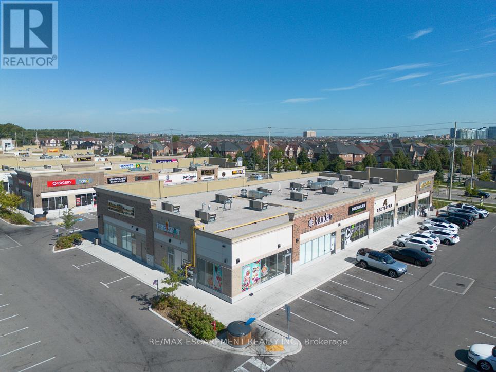 53 - 3515 Odyssey Drive, Mississauga, Ontario  L5M 2S4 - Photo 2 - W12737196