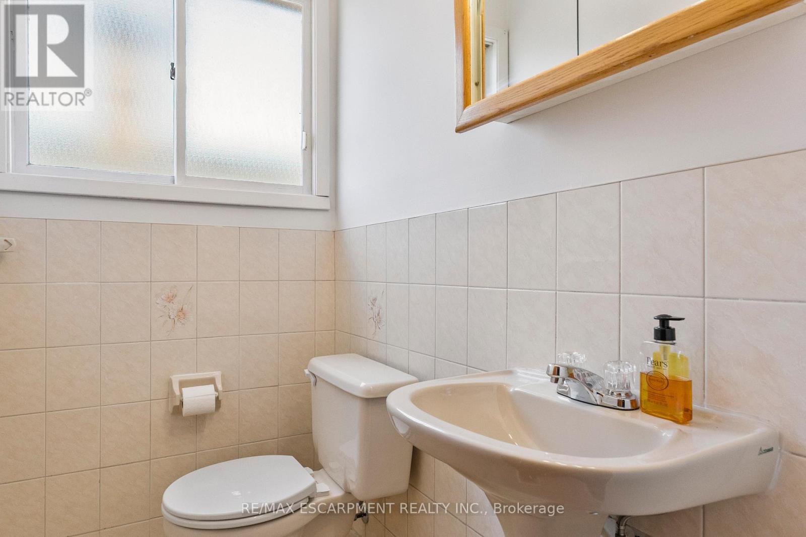 1193 Sixth Line, Oakville, Ontario  L6H 1W8 - Photo 19 - W12979030