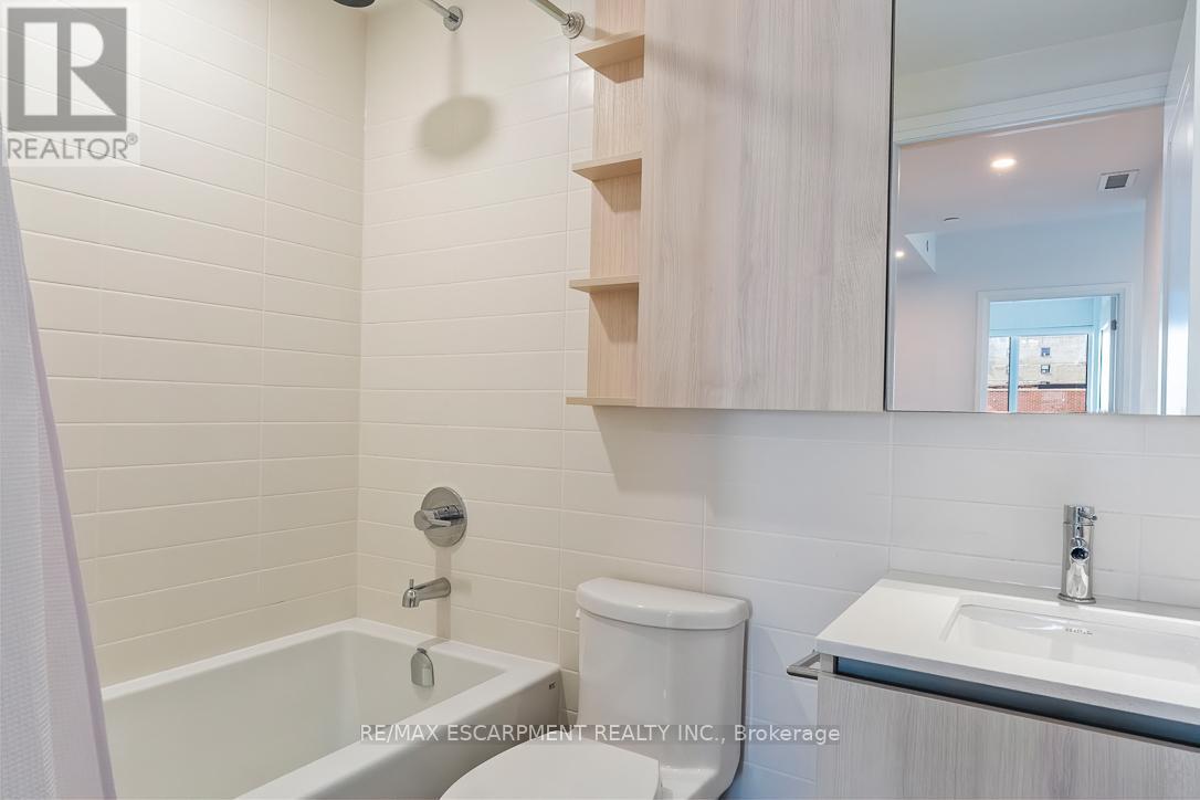 1012 - 21 Park Street E, Mississauga, Ontario  L5G 0C2 - Photo 34 - W12961254