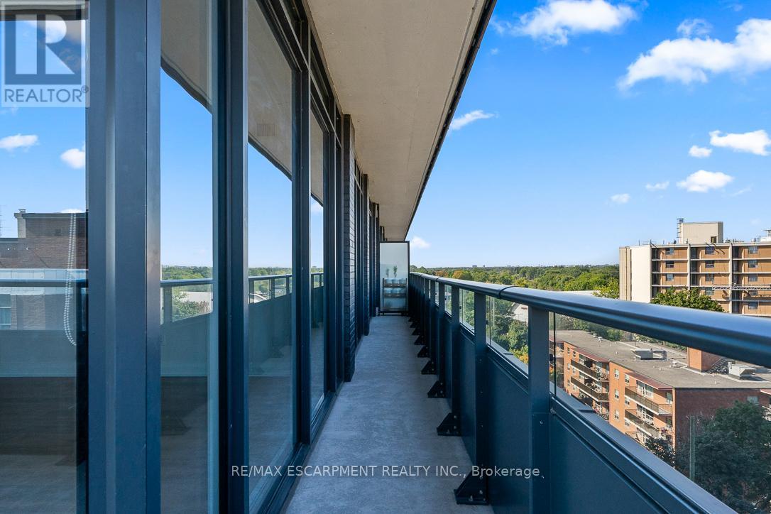 1012 - 21 Park Street E, Mississauga, Ontario  L5G 0C2 - Photo 38 - W12961254