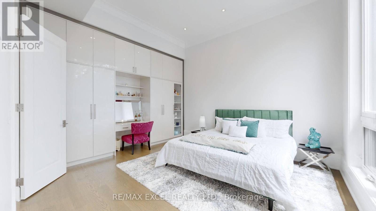 22 Sanderson Crescent, Richmond Hill, Ontario  L4C 5L4 - Photo 20 - N12999106