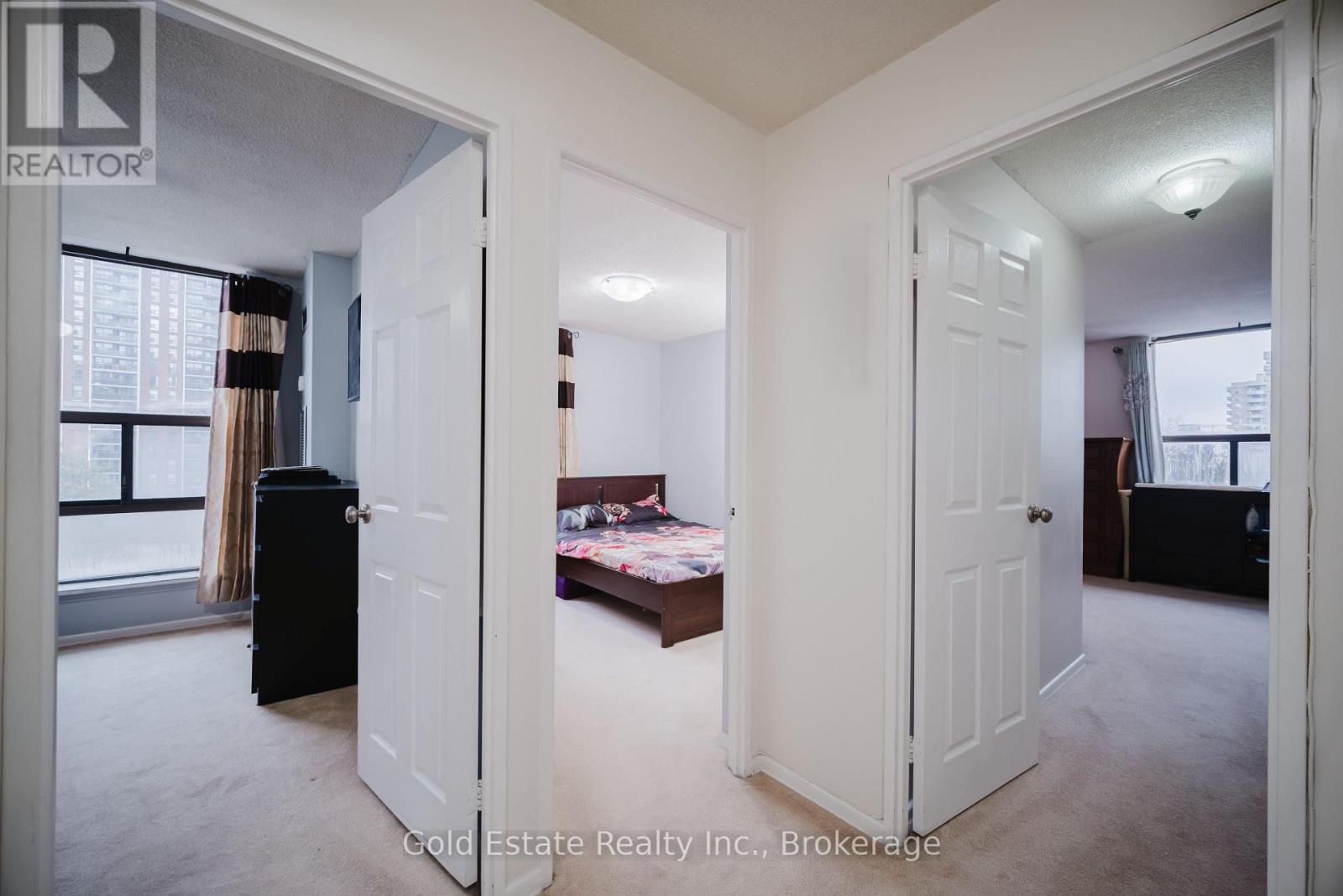 502 - 18 Knightsbridge Road, Brampton, Ontario  L6T 3X5 - Photo 34 - W12991124