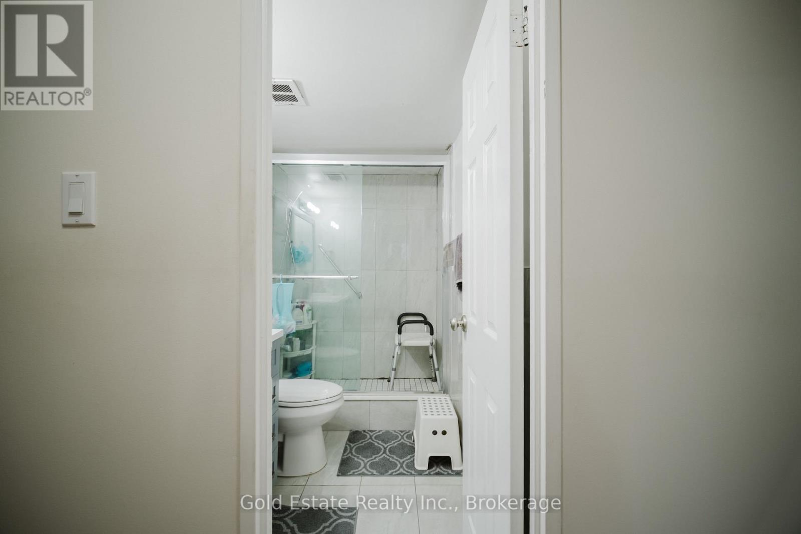 502 - 18 Knightsbridge Road, Brampton, Ontario  L6T 3X5 - Photo 33 - W12991124