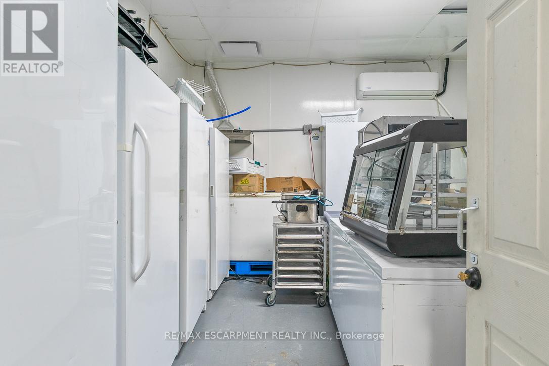 5 - 70 Monarch Road, Guelph, Ontario  N1K 1S3 - Photo 24 - X12786584