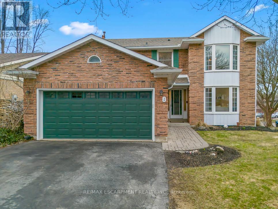 1 PARKWAY PLACE, Hamilton, Ontario