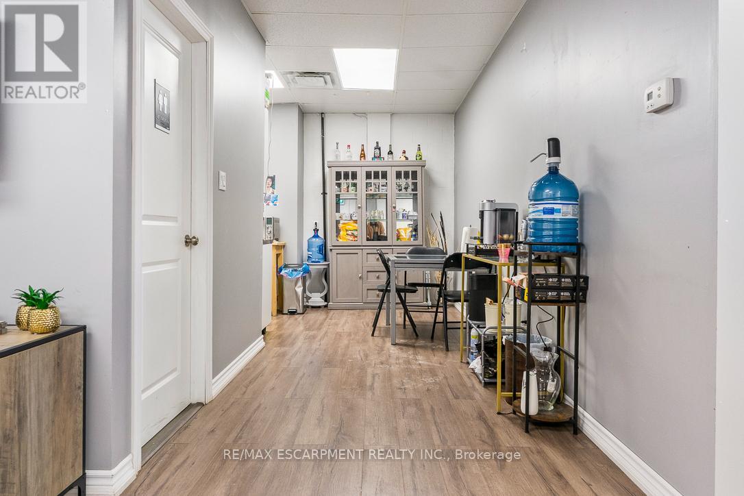 5 - 70 Monarch Road, Guelph, Ontario  N1K 1S3 - Photo 31 - X12786584