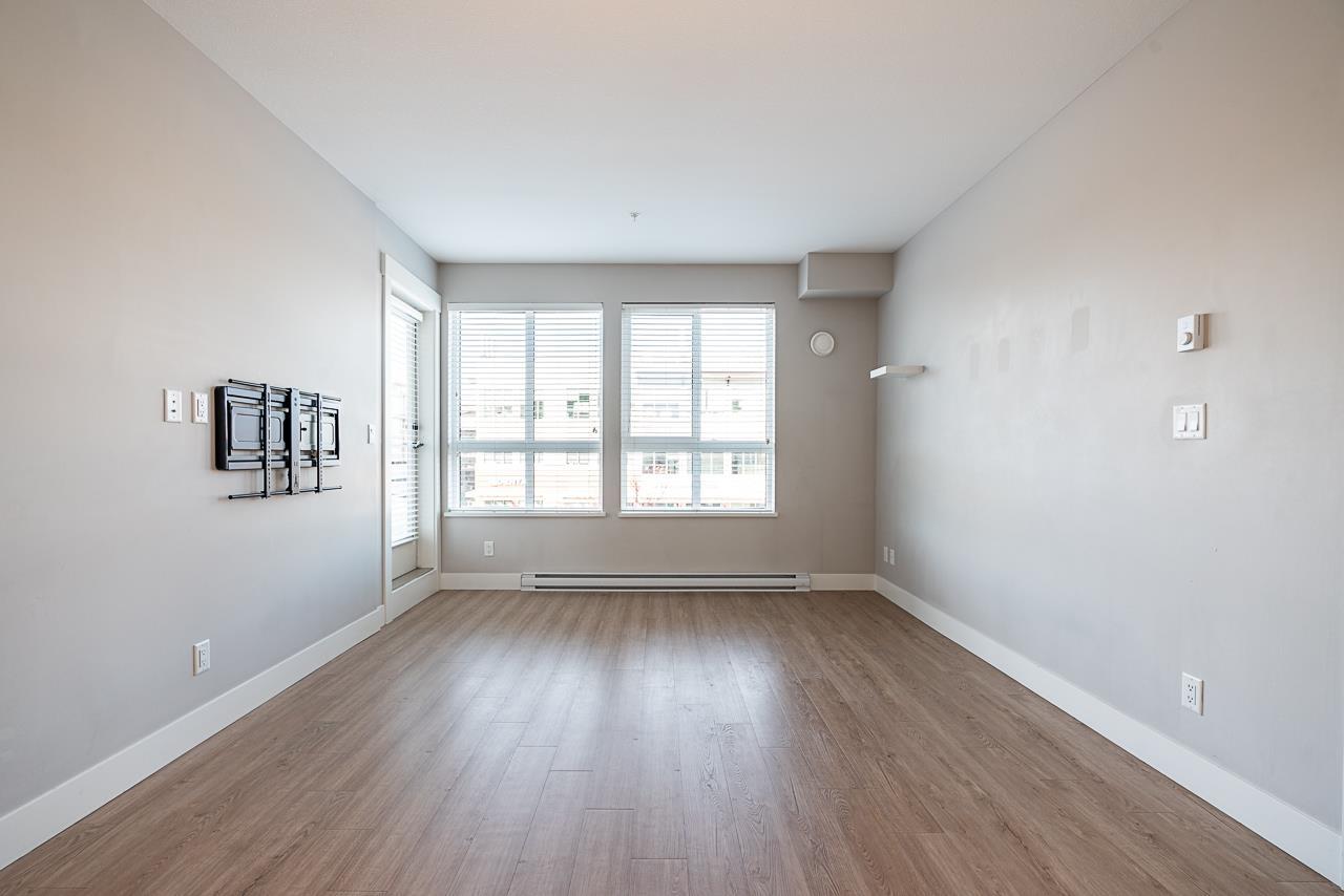 A310 20838 78b Avenue, Langley, British Columbia V2Y 3M1 - Photo 11 - R3107595