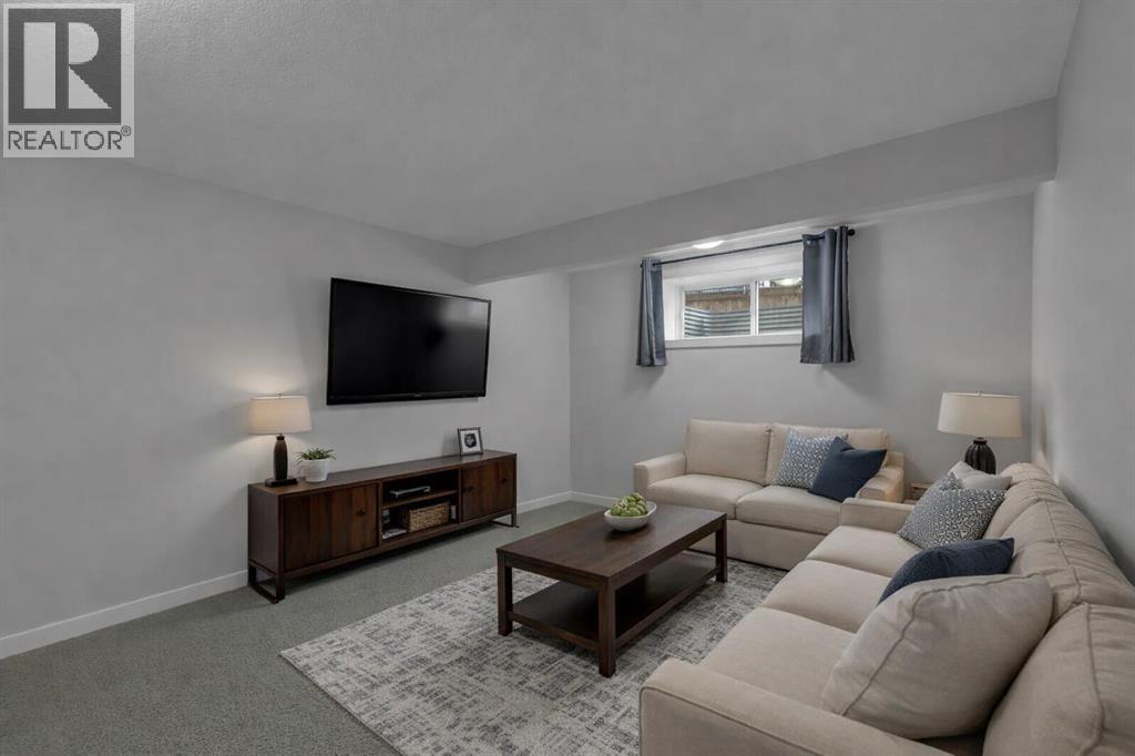 137 Willow Park N, Cochrane, Alberta  T4C 2N3 - Photo 22 - A2279897