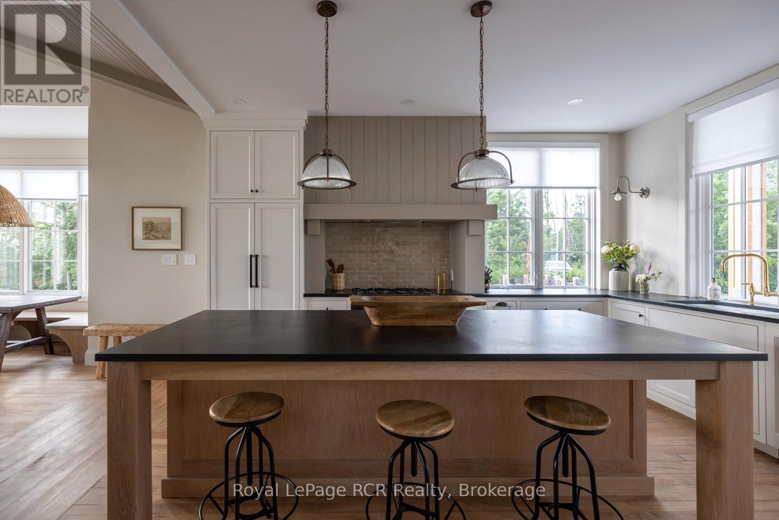 101 Evergreen Lane, Georgian Bay, Ontario  L0K 1S0 - Photo 14 - X12995170