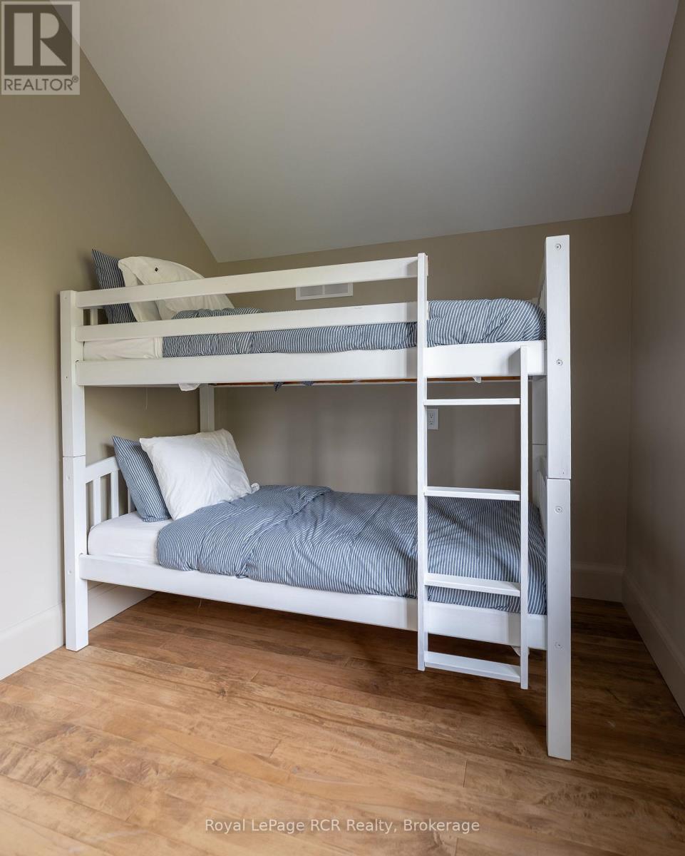 101 Evergreen Lane, Georgian Bay, Ontario  L0K 1S0 - Photo 28 - X12995170