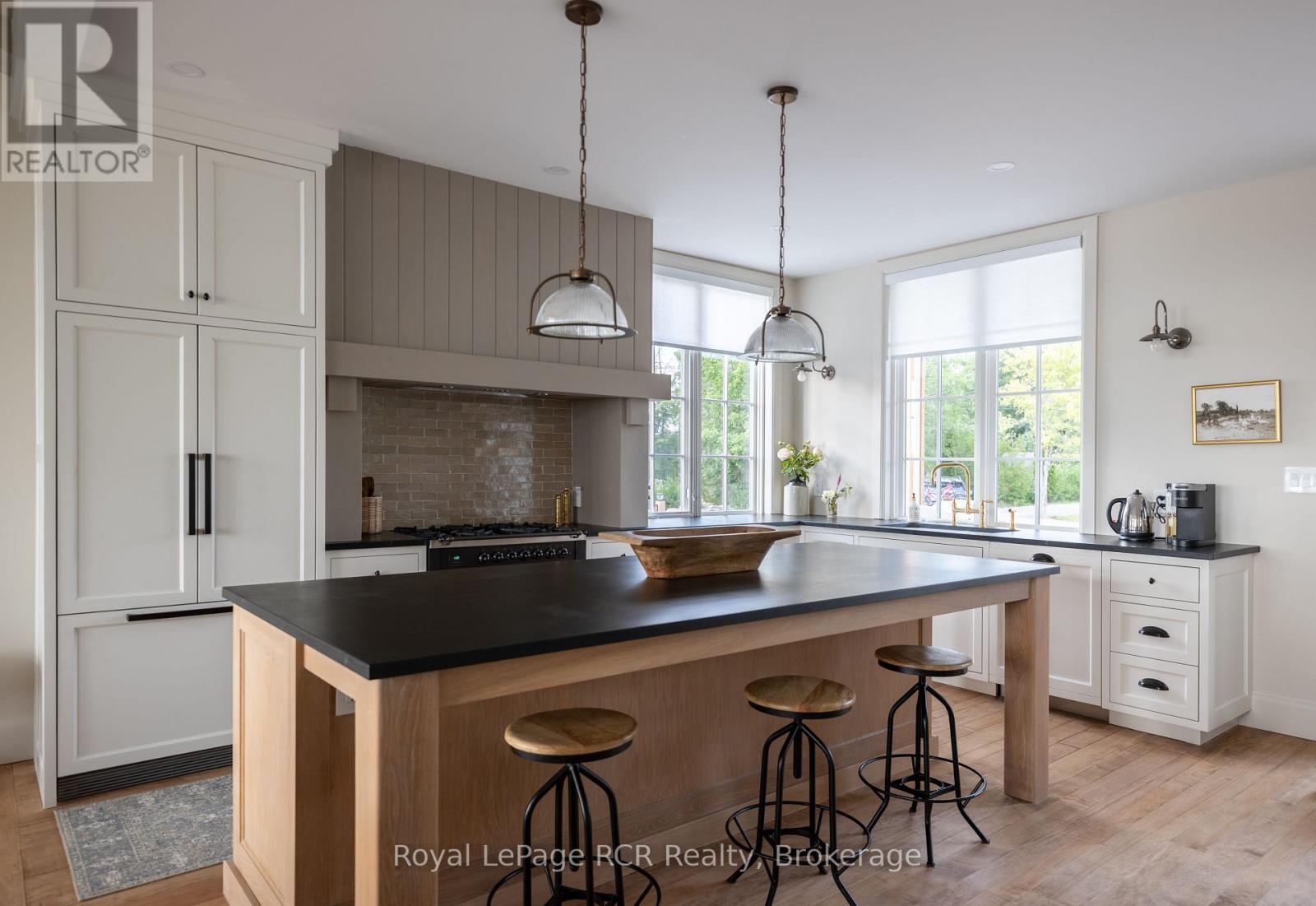 101 Evergreen Lane, Georgian Bay, Ontario  L0K 1S0 - Photo 9 - X12995170