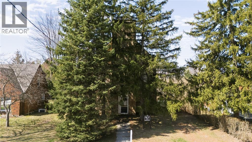 20 Main Street, Lambton Shores, Ontario  N0N 1J0 - Photo 3 - 26006699