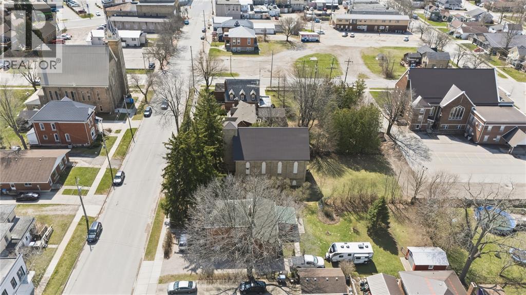 20 Main Street, Lambton Shores, Ontario  N0N 1J0 - Photo 33 - 26006699