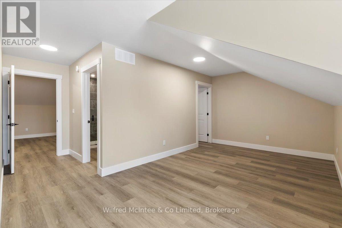 227 Saugeen Street, Saugeen Shores, Ontario  N0H 2L0 - Photo 25 - X12766706