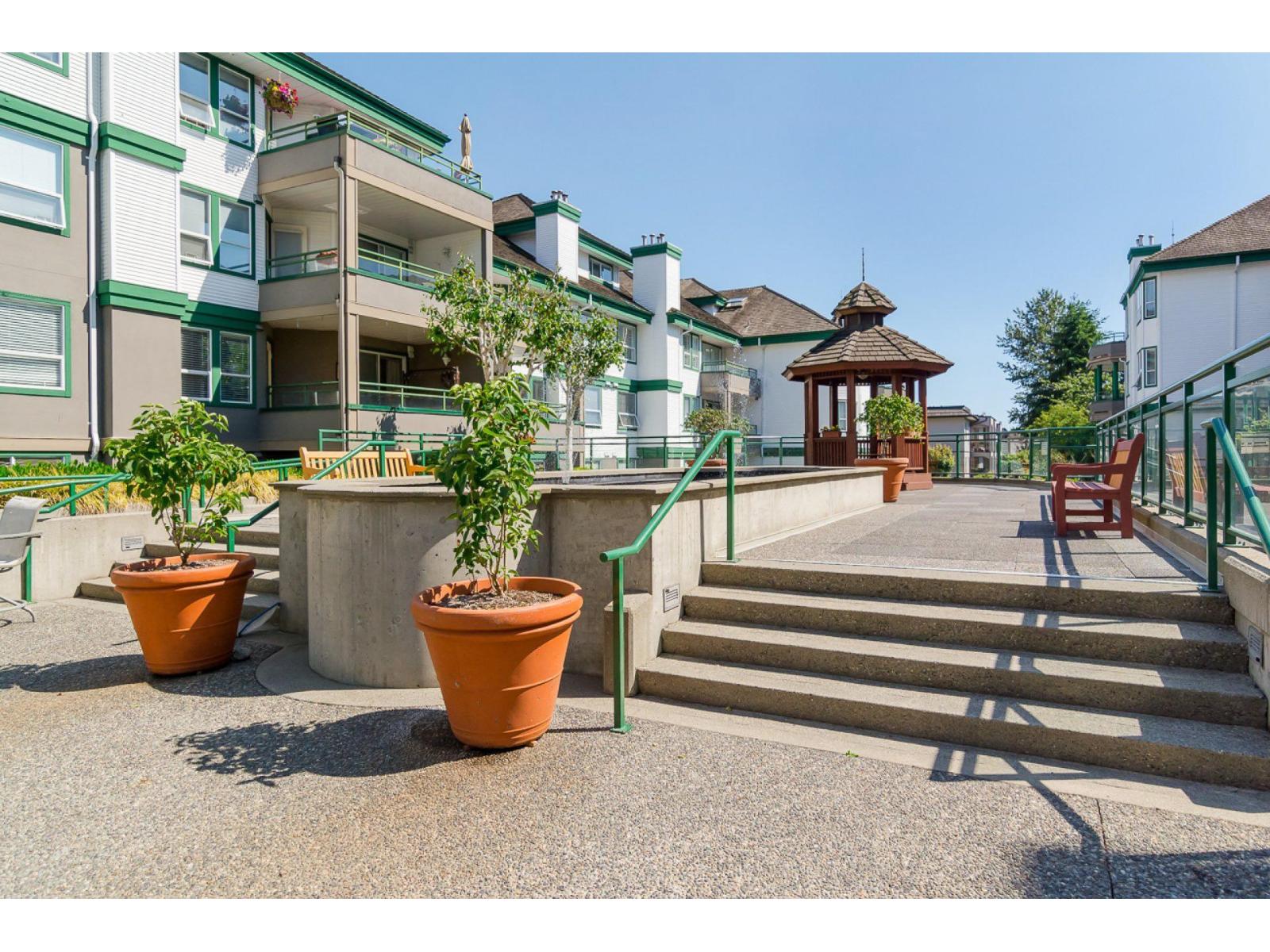 207 1576 Merklin Street, White Rock, British Columbia V4B 5K2 - Photo 35 - R3111546