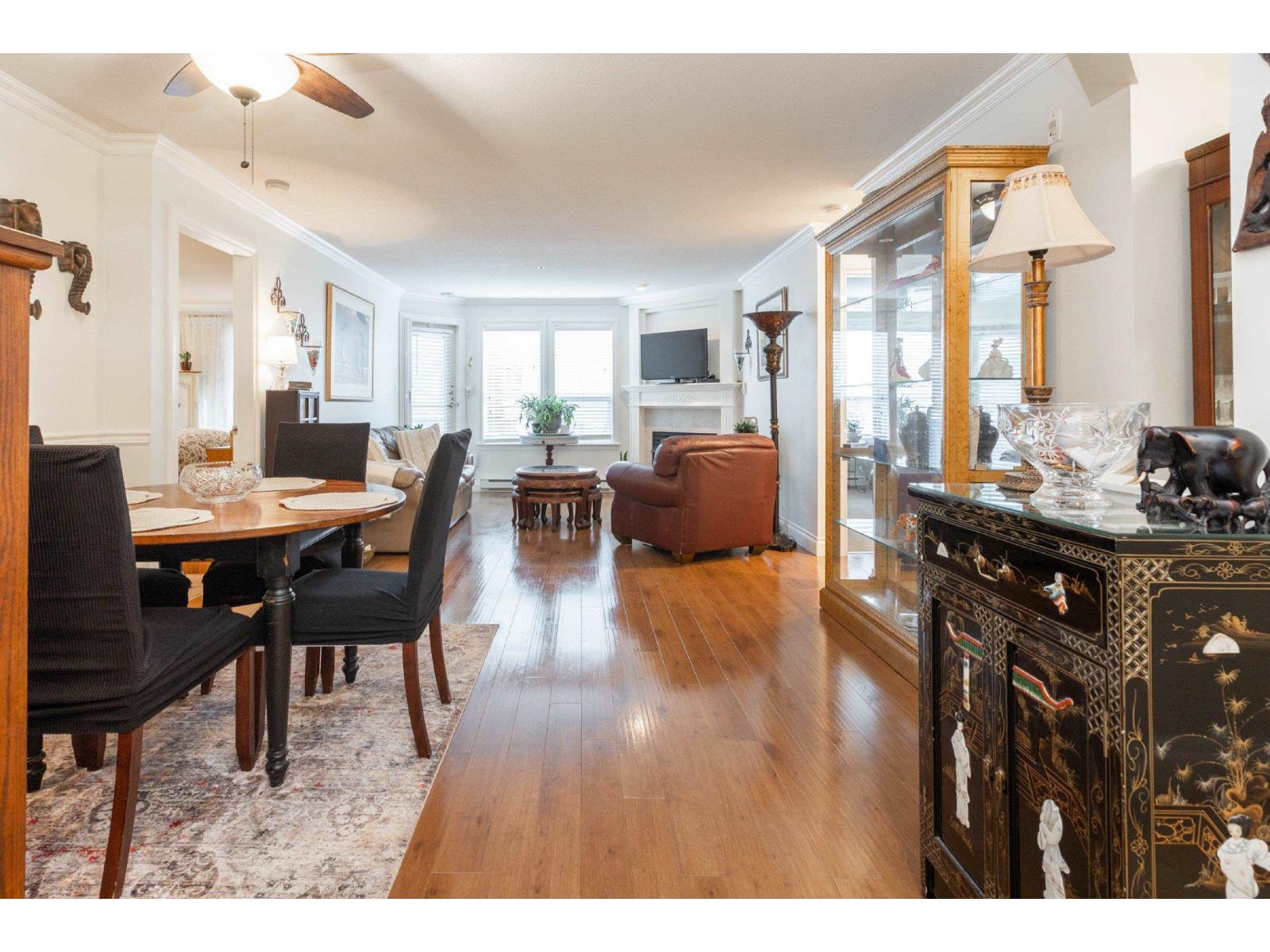 207 1576 Merklin Street, White Rock, British Columbia V4B 5K2 - Photo 7 - R3111546