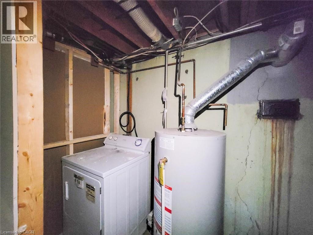 208 East 32nd Street, Hamilton, Ontario  L8V 3S4 - Photo 39 - 40817390