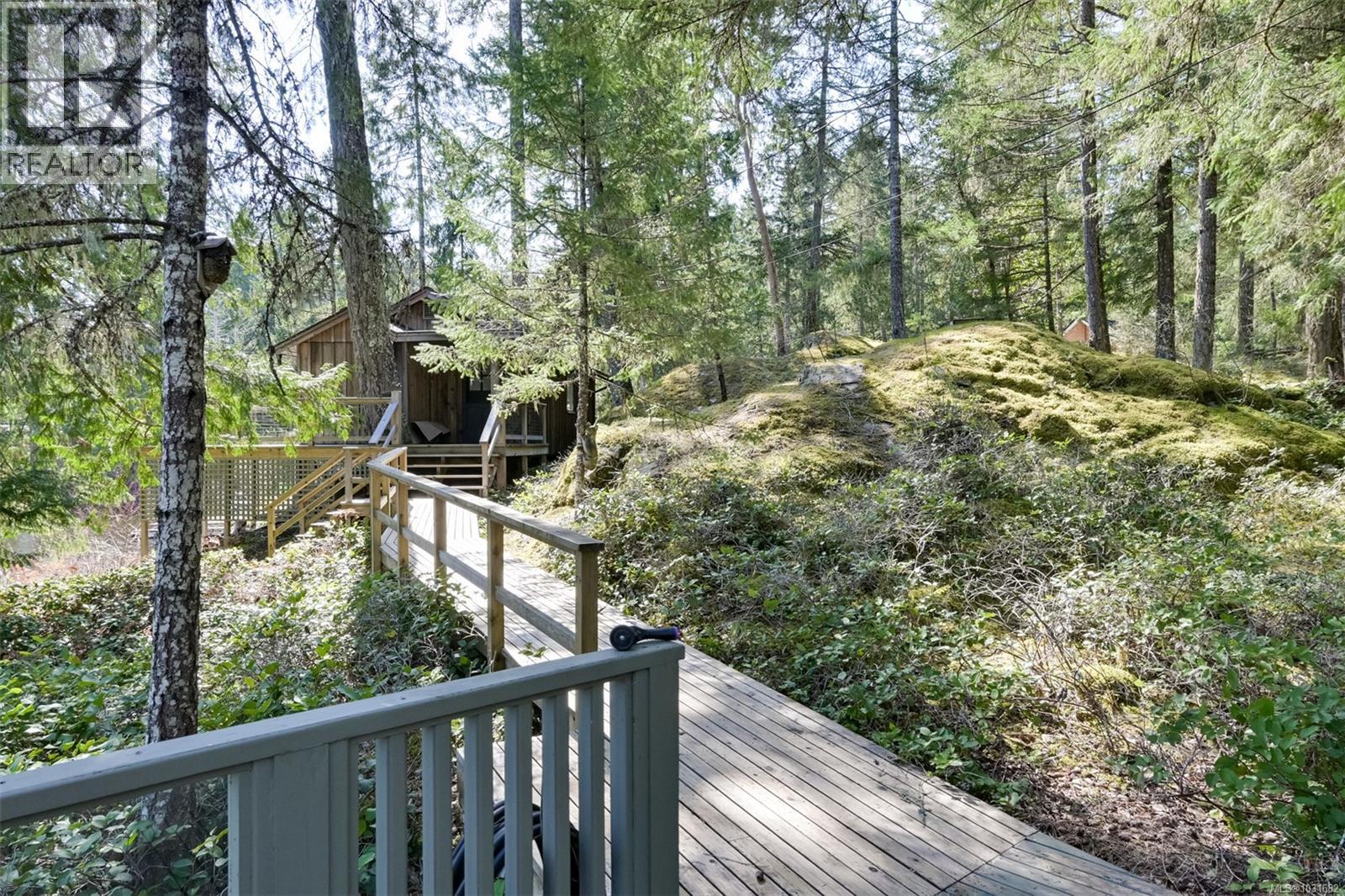 2037 Ida Ave, Shawnigan Lake, British Columbia  V0R 2W3 - Photo 28 - 1031682