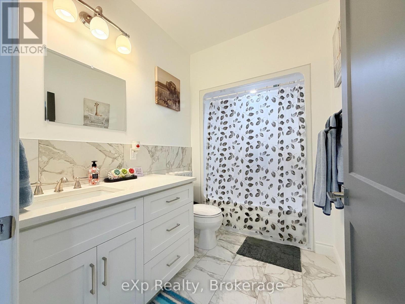 133 Helena Street, West Grey, Ontario  N0B 1C0 - Photo 12 - X12803548