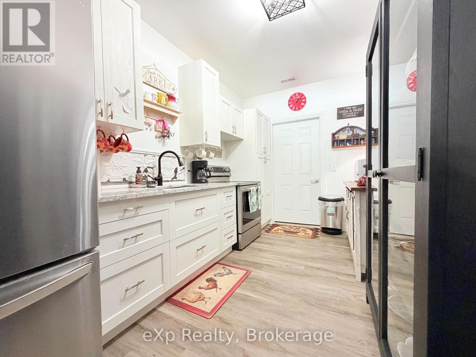 133 Helena Street, West Grey, Ontario  N0B 1C0 - Photo 27 - X12803548