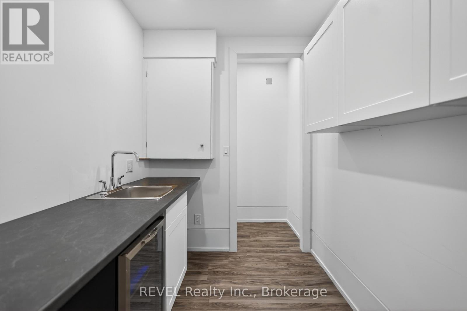 1596 Four Mile Creek Road, Niagara-On-The-Lake, Ontario L0S 1J0 - Photo 19 - X12999180