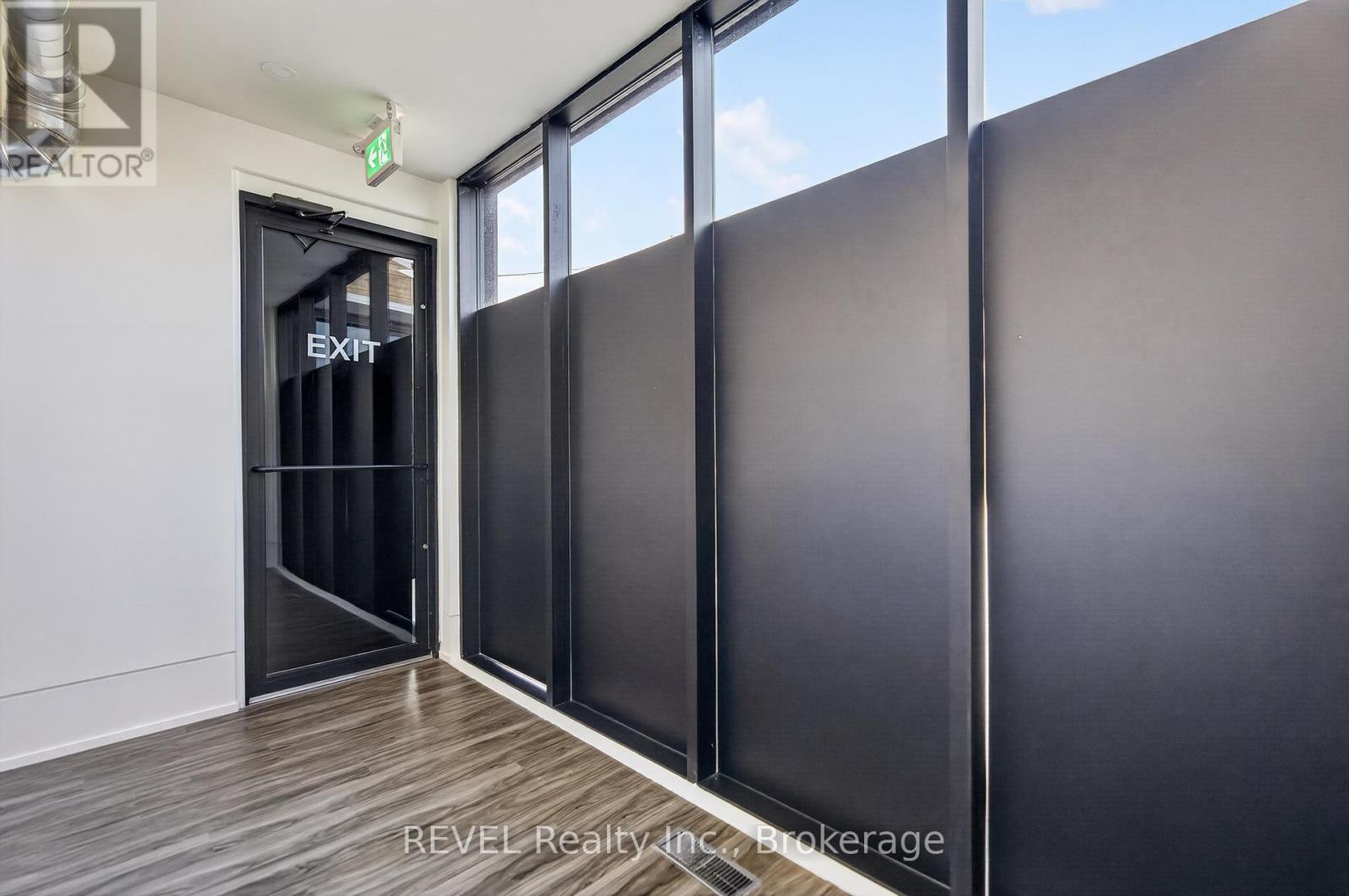 1596 Four Mile Creek Road, Niagara-On-The-Lake, Ontario L0S 1J0 - Photo 7 - X12999180