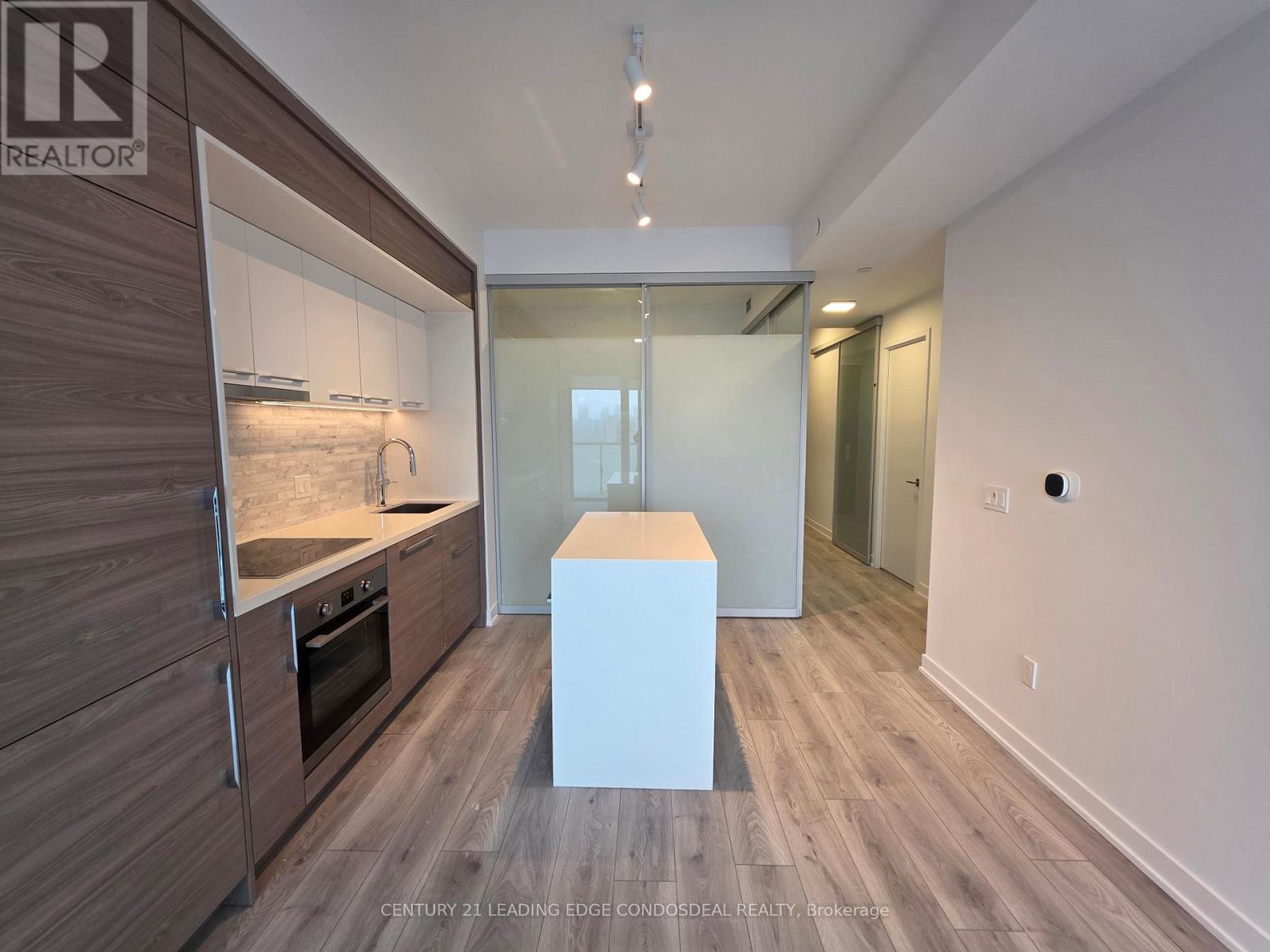 1902 - 29 Green Trail Court, Toronto, Ontario  M2K 0J9 - Photo 9 - C12988406