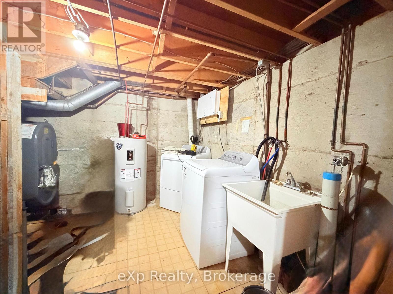 211 14 Concession, South Bruce, Ontario  N4N 3C1 - Photo 12 - X12999140