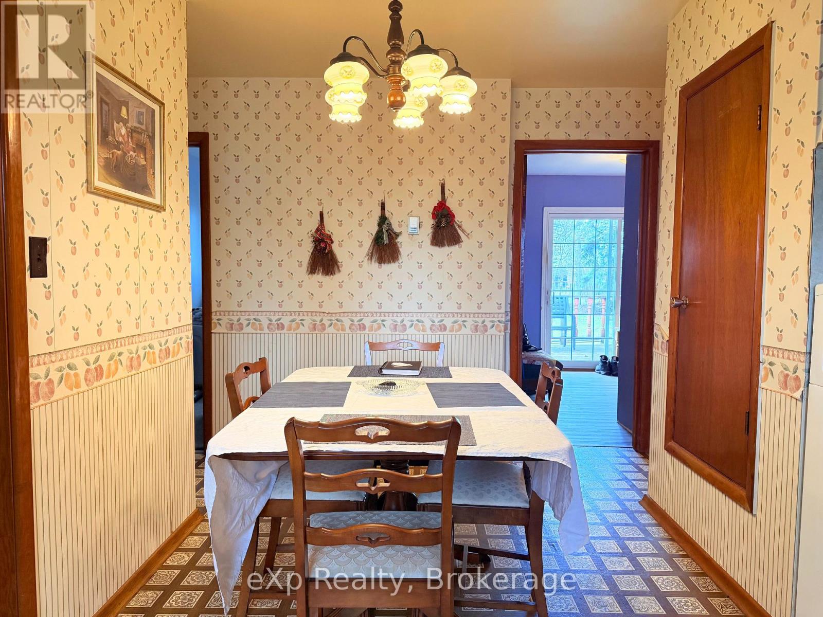 211 14 Concession, South Bruce, Ontario  N4N 3C1 - Photo 3 - X12999140