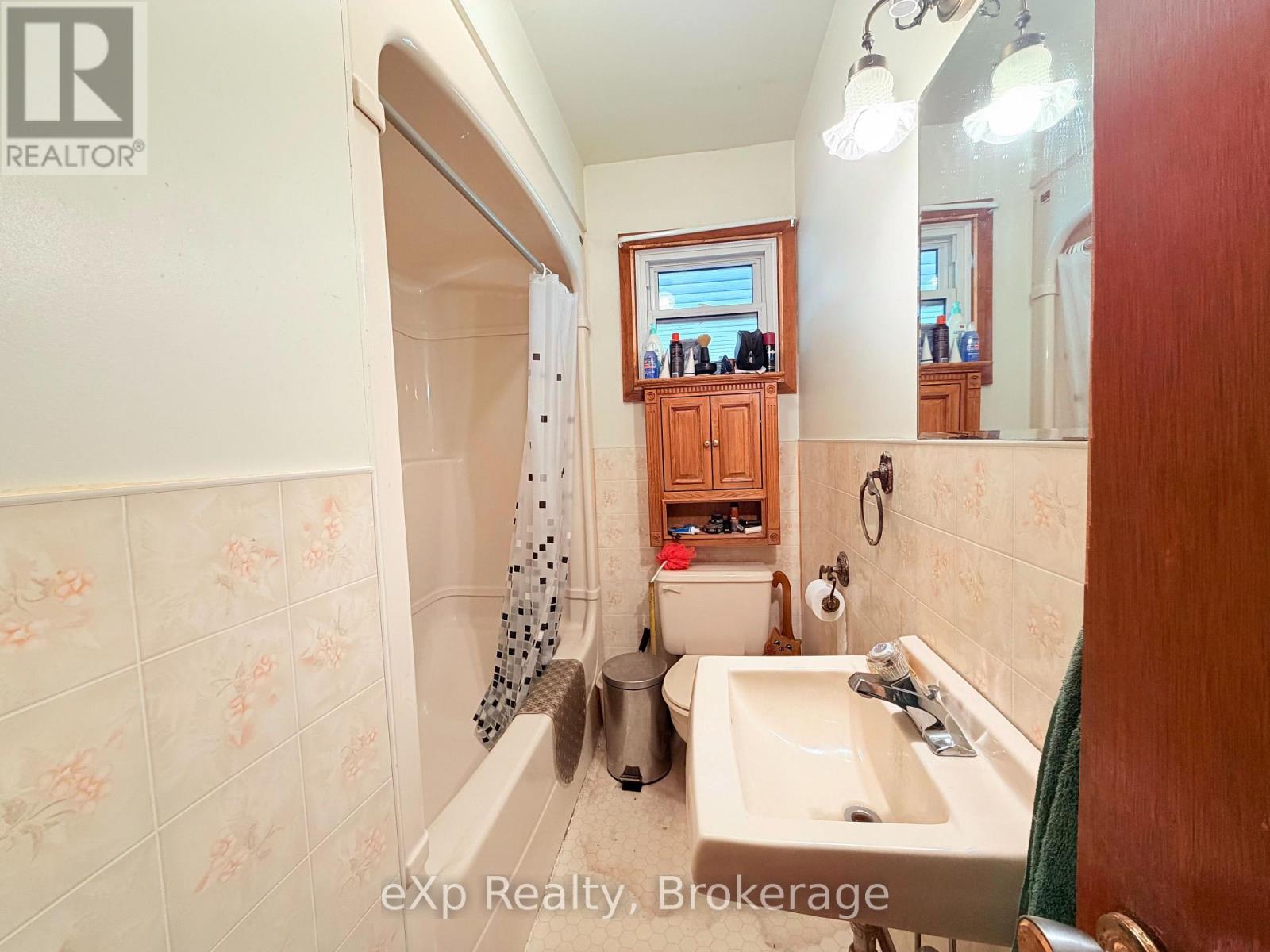 211 14 Concession, South Bruce, Ontario  N4N 3C1 - Photo 8 - X12999140