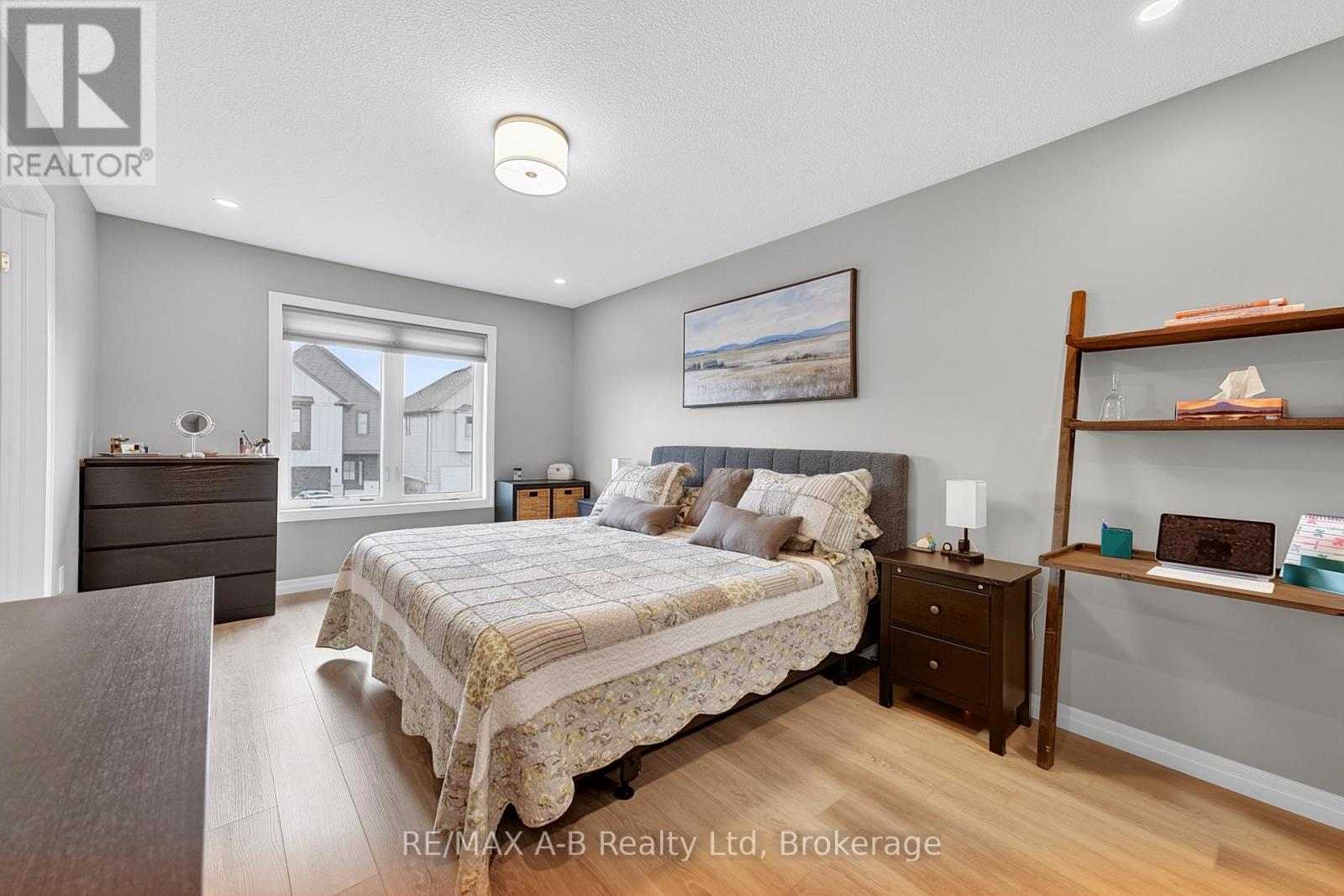 31 Trailside Drive, St. Marys, Ontario  N4X 0A8 - Photo 17 - X12999146