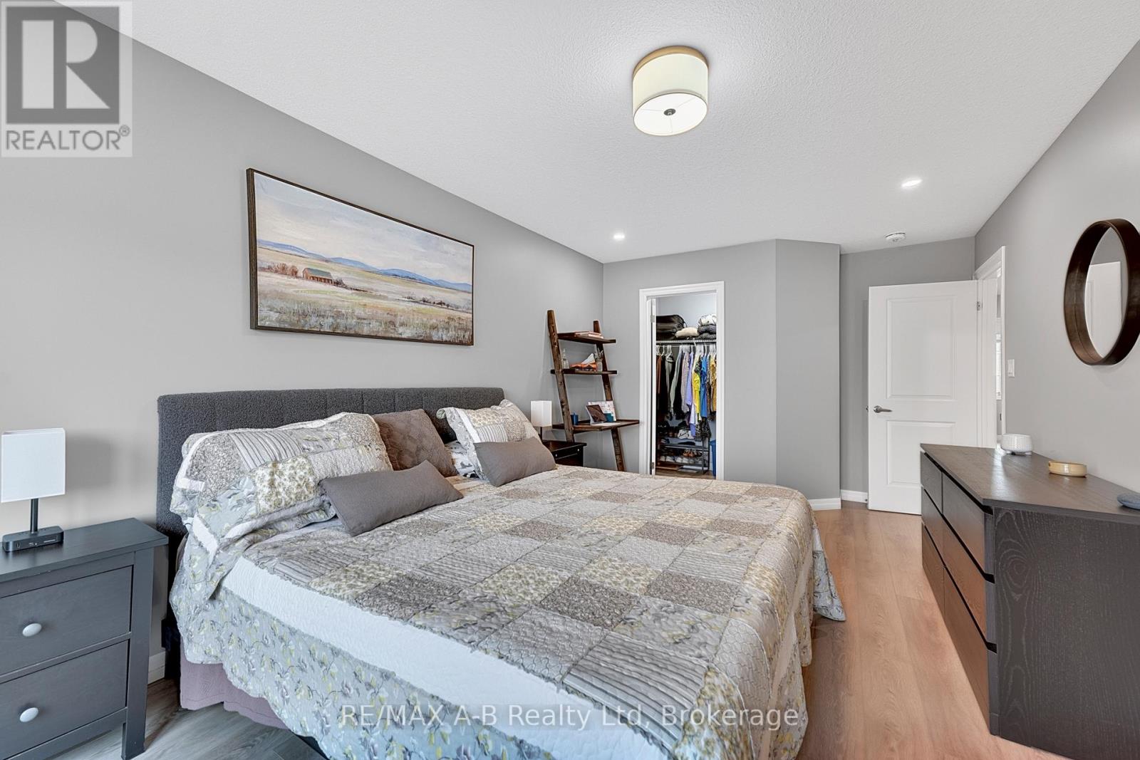 31 Trailside Drive, St. Marys, Ontario  N4X 0A8 - Photo 18 - X12999146