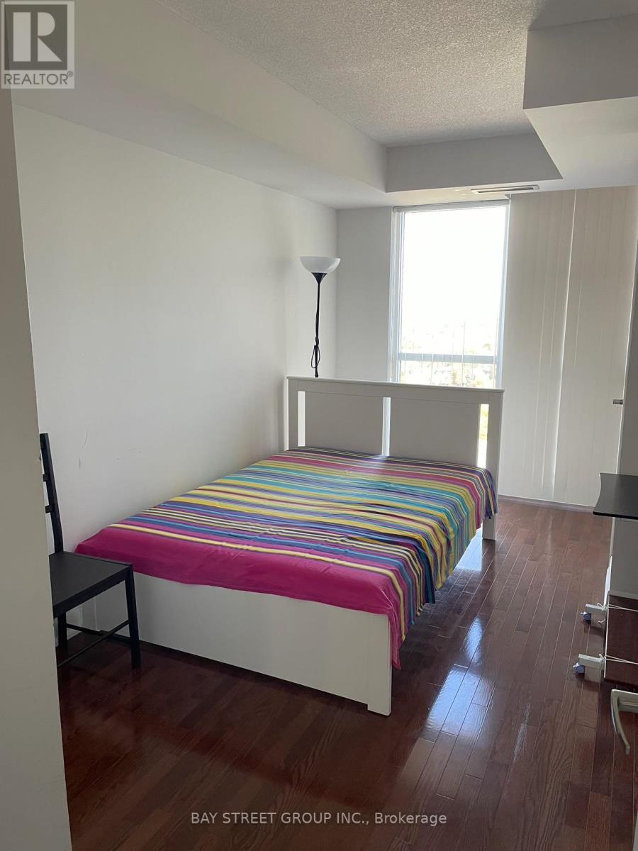 2208 - 5791 Yonge Street, Toronto, Ontario  M2M 0A8 - Photo 6 - C12999184