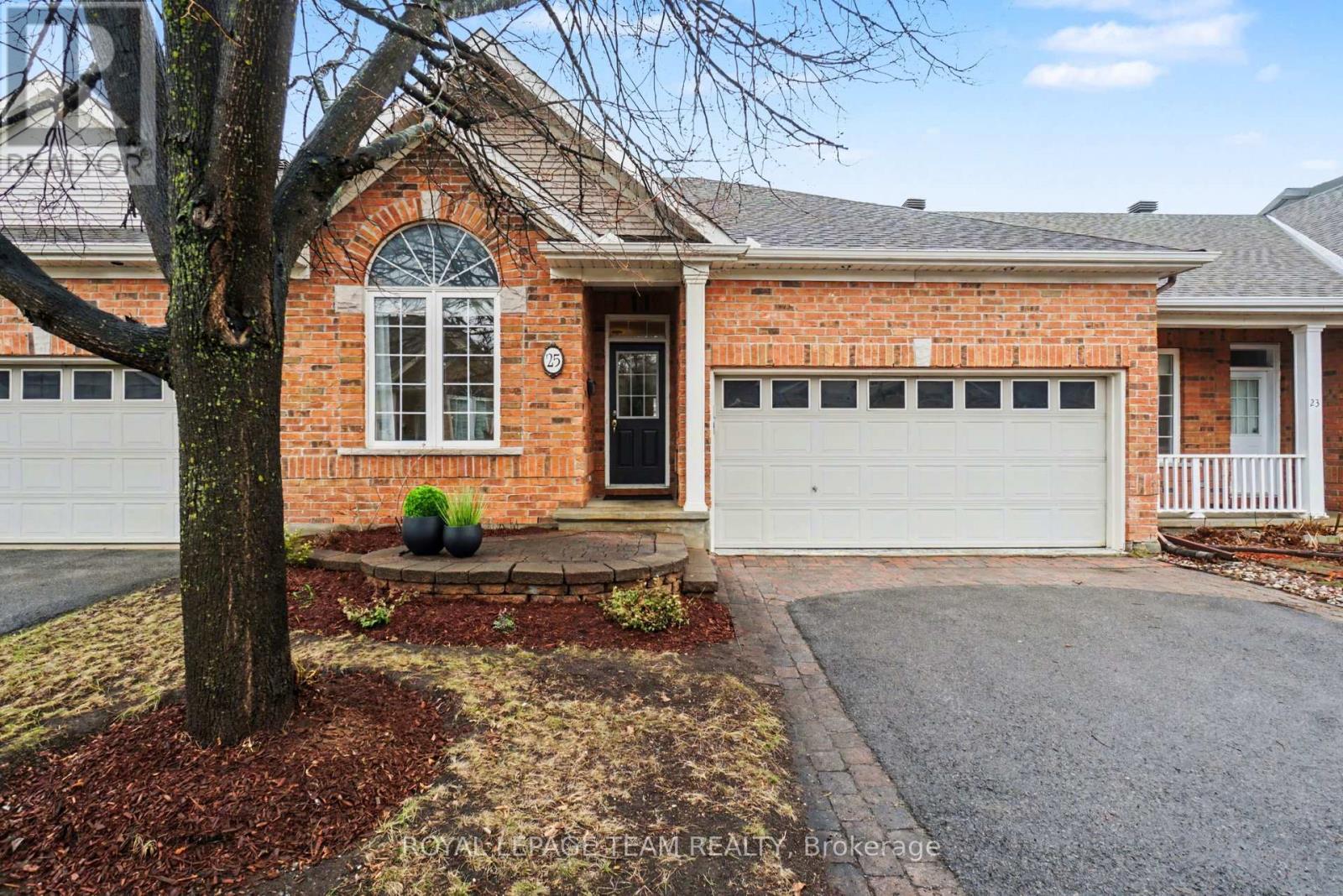 25 SAWCHUK TERRACE, Ottawa, Ontario