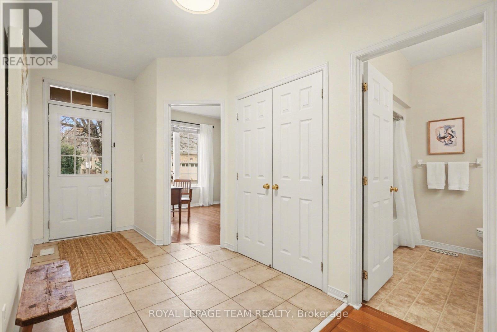 25 Sawchuk Terrace, Ottawa, Ontario  K2K 3H1 - Photo 5 - X12999192