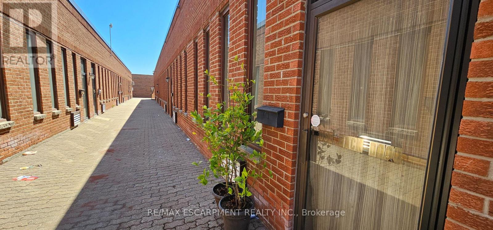 3 - 1075 Westport Crescent, Mississauga, Ontario  L5T 1E8 - Photo 24 - W12418127