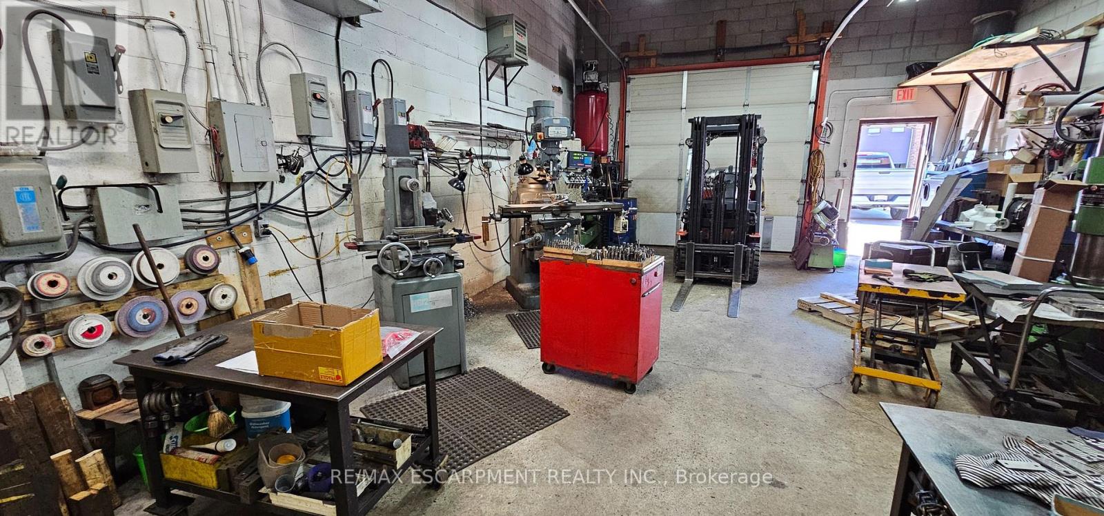 3 - 1075 Westport Crescent, Mississauga, Ontario  L5T 1E8 - Photo 18 - W12418127