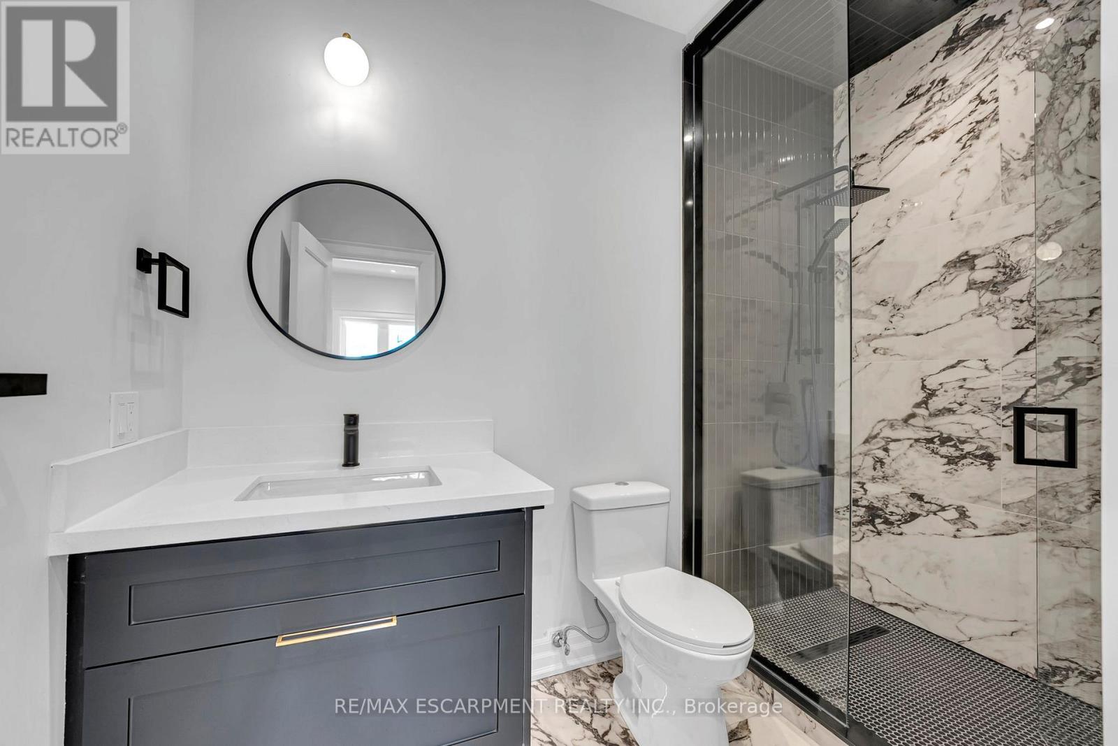 383 Wadsworth Street, Oakville, Ontario  L6K 2A2 - Photo 30 - W12997154