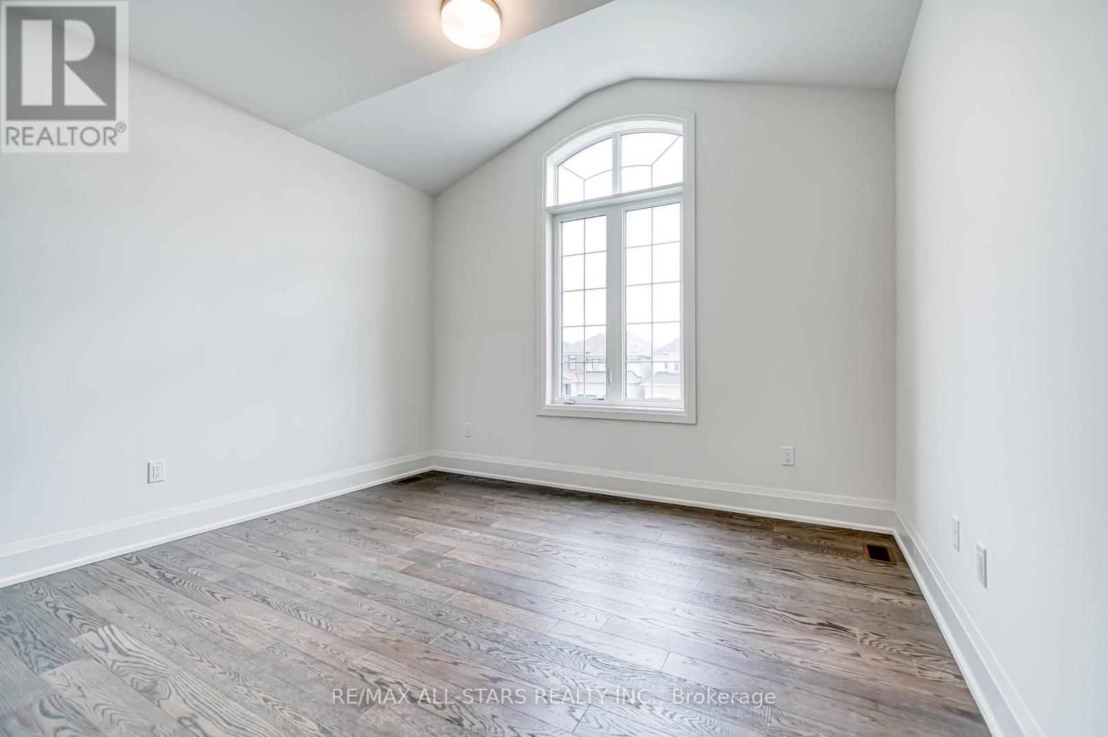 31 Bayberry Dr Bayberry Drive, Adjala-Tosorontio, Ontario  L0G 1W0 - Photo 16 - N12999174