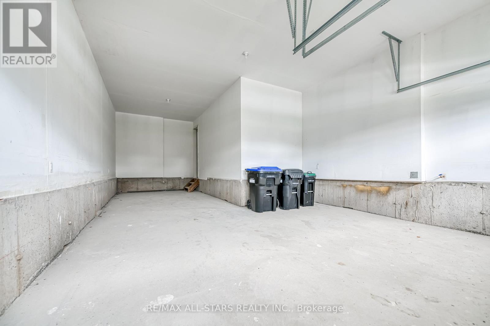 31 Bayberry Dr Bayberry Drive, Adjala-Tosorontio, Ontario  L0G 1W0 - Photo 18 - N12999174