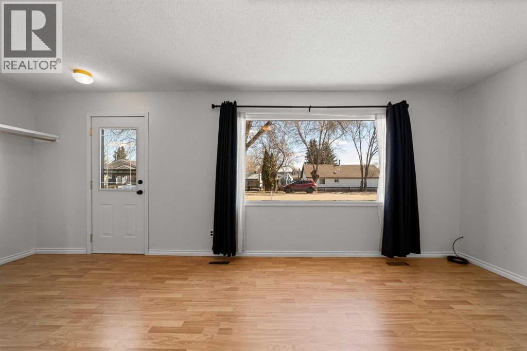 4909 51 Street, Sedgewick, Alberta  T0B 4C0 - Photo 9 - A2287822