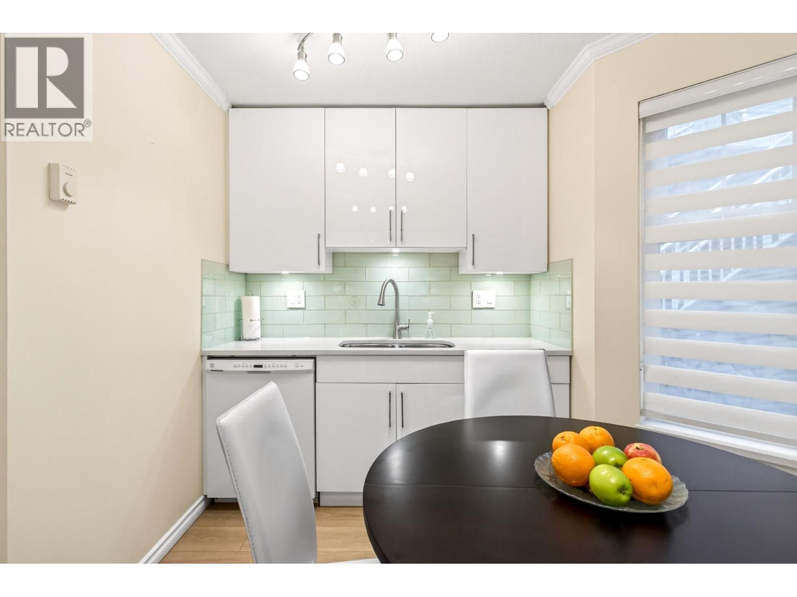 1 123 Seventh Street, New Westminster, British Columbia  V3M 6Y2 - Photo 10 - R3111537