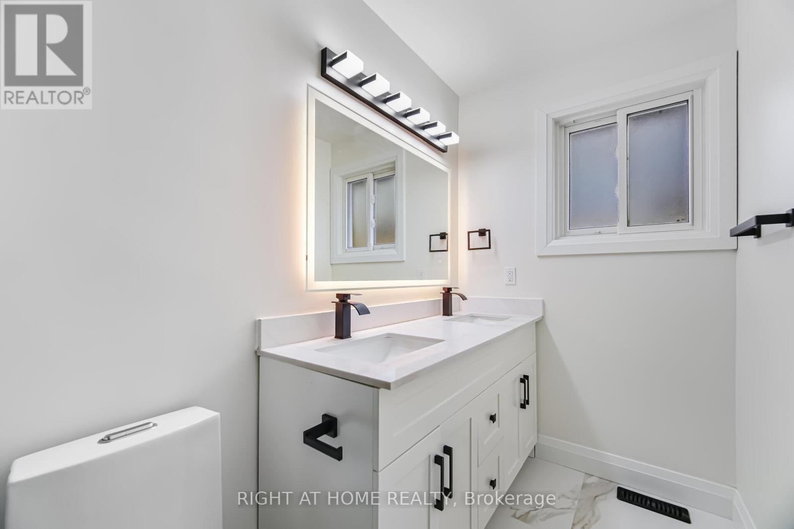 20 Pepperwood Place, Brampton, Ontario  L6S 3R9 - Photo 26 - W12999152