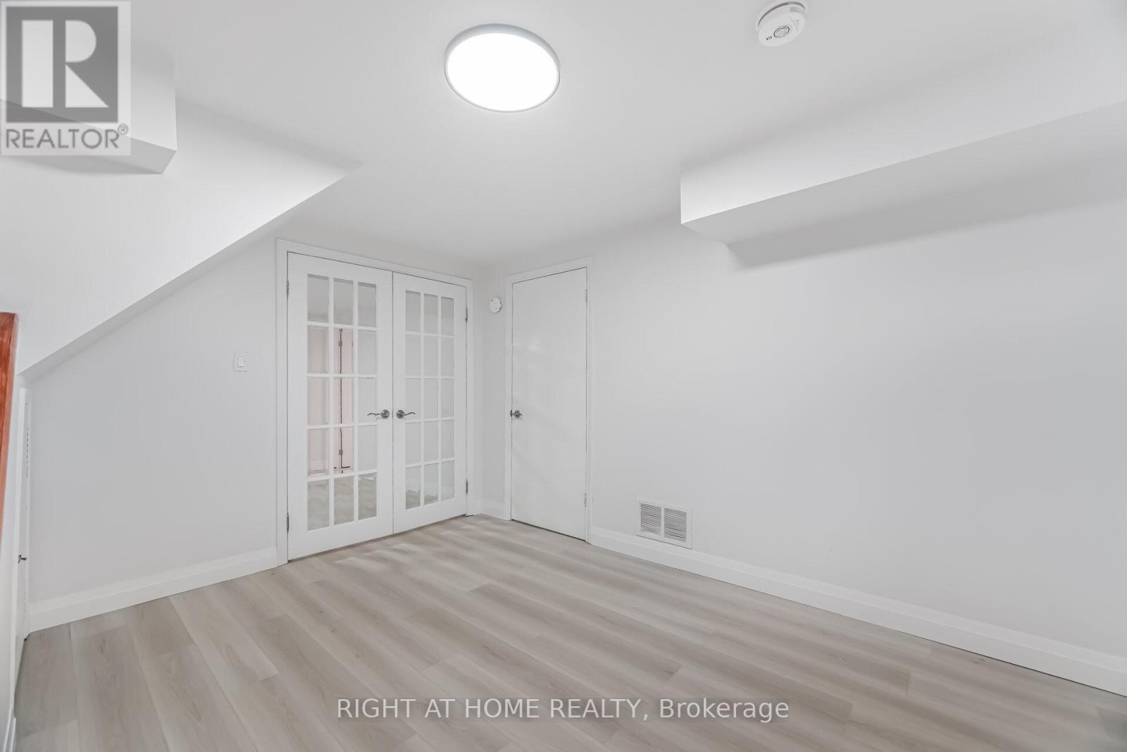 20 Pepperwood Place, Brampton, Ontario  L6S 3R9 - Photo 35 - W12999152