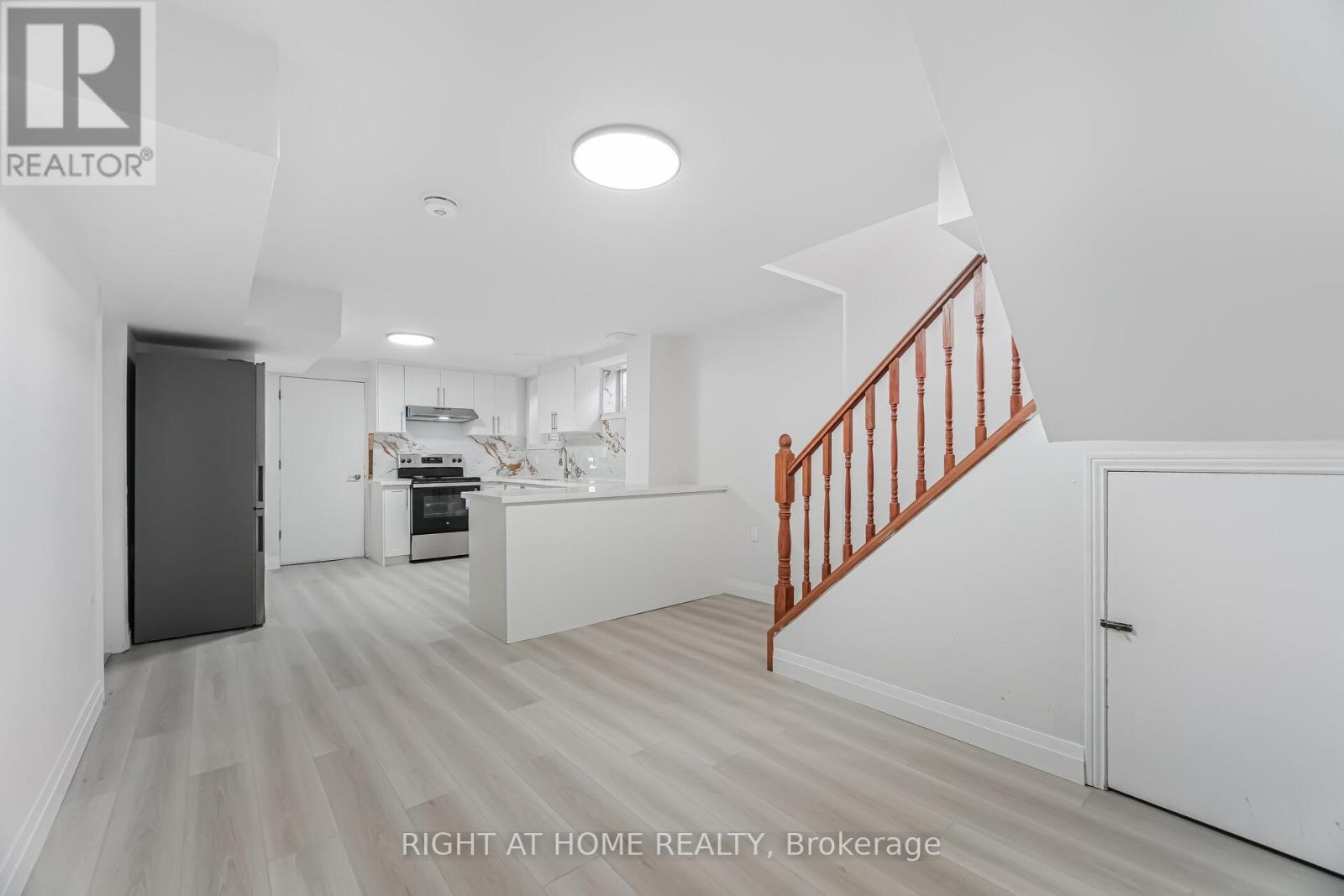 20 Pepperwood Place, Brampton, Ontario  L6S 3R9 - Photo 37 - W12999152