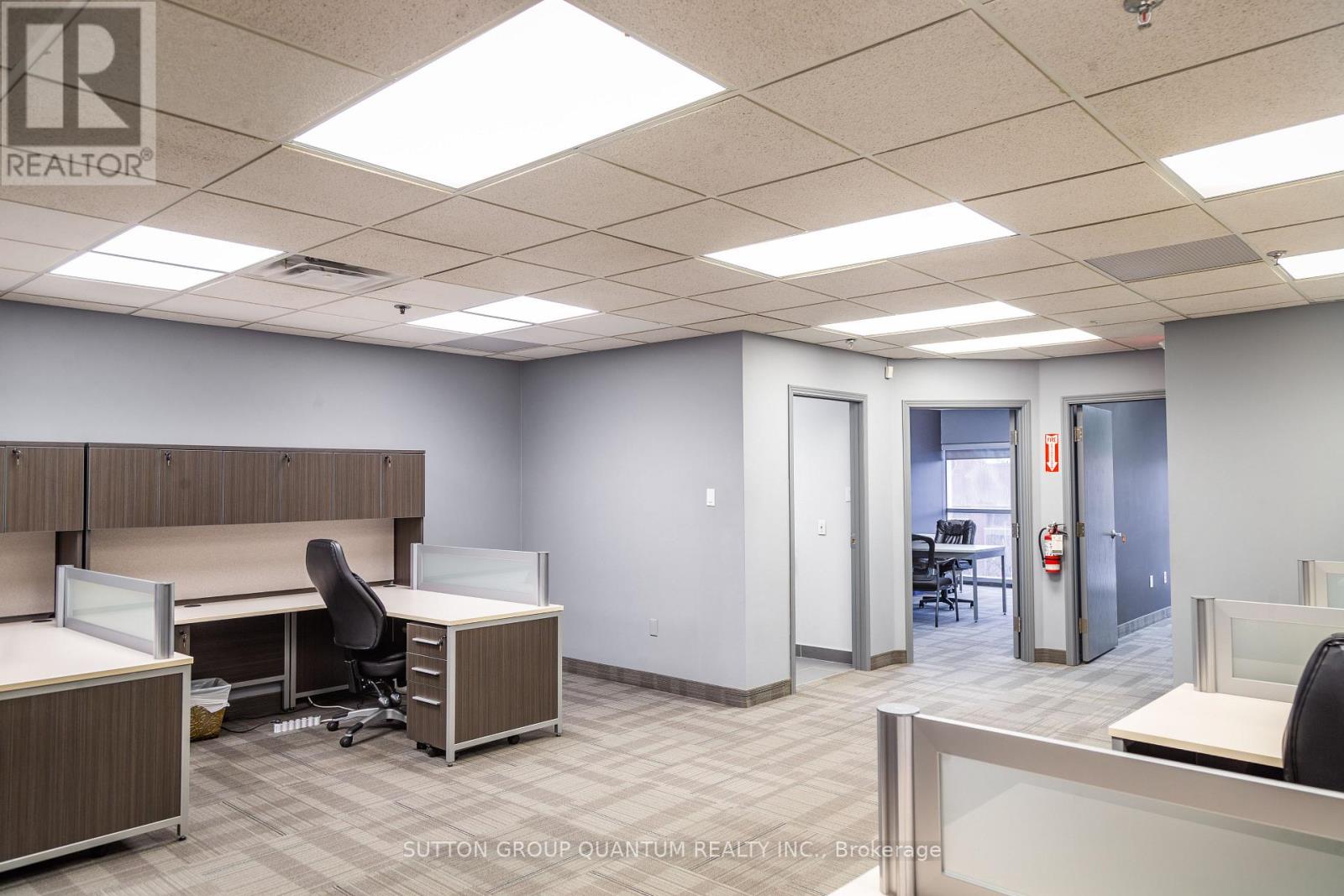 19 - 5100 South Service Road, Burlington, Ontario  L7L 6A5 - Photo 14 - W12999168