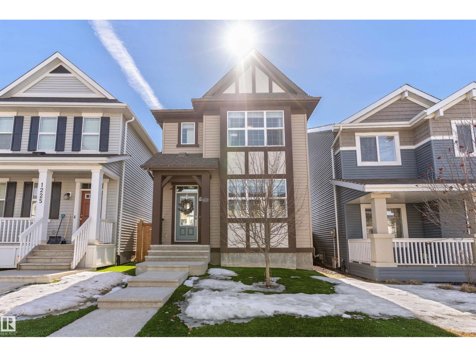 1227 Chappelle Bv Sw, Edmonton, Alberta  T6W 3R1 - Photo 3 - E4482269